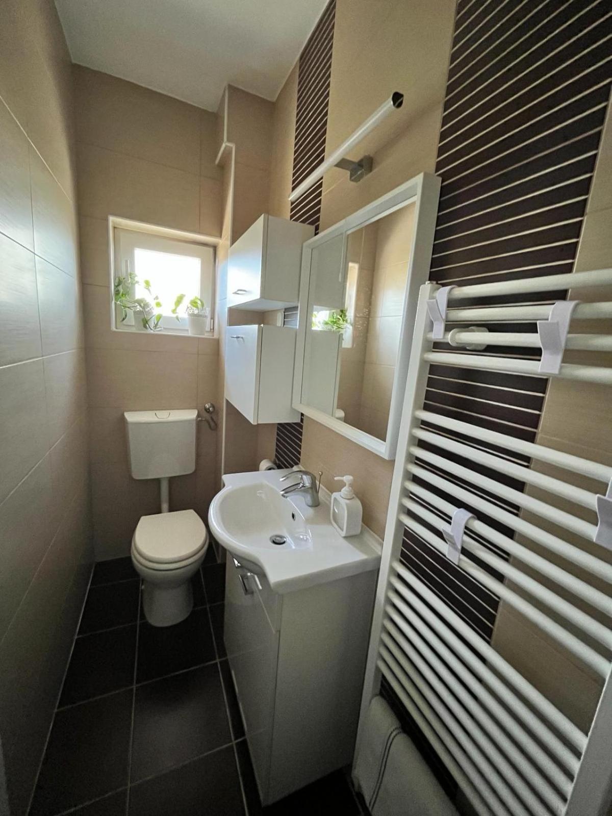 Apartman 4U Velika Gorica Near Zagreb Airport Exterior photo